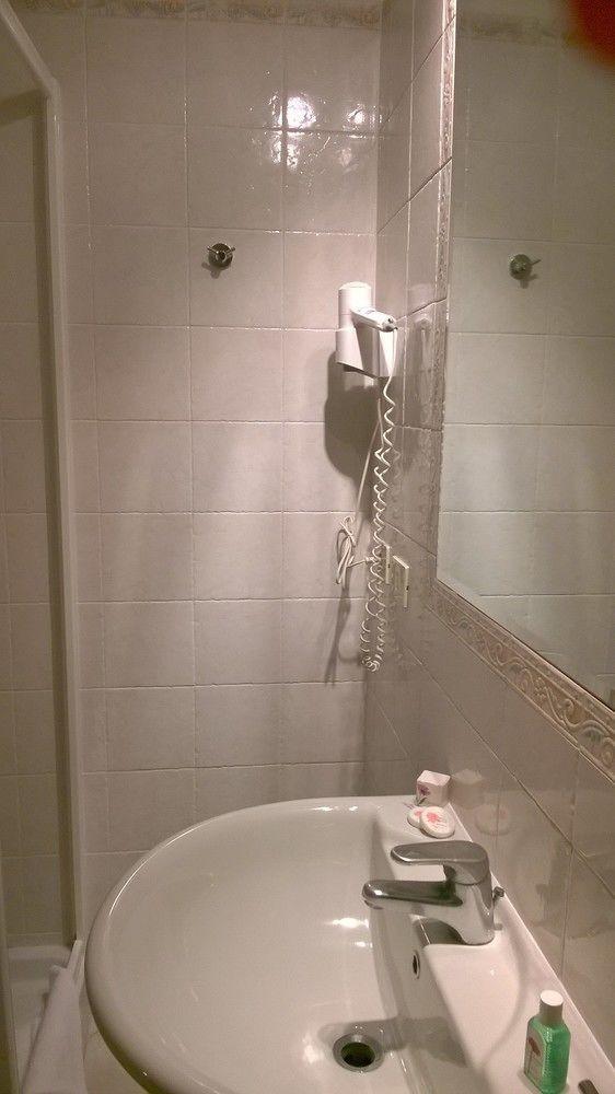 Hotel La Villetta Фиумичино Екстериор снимка