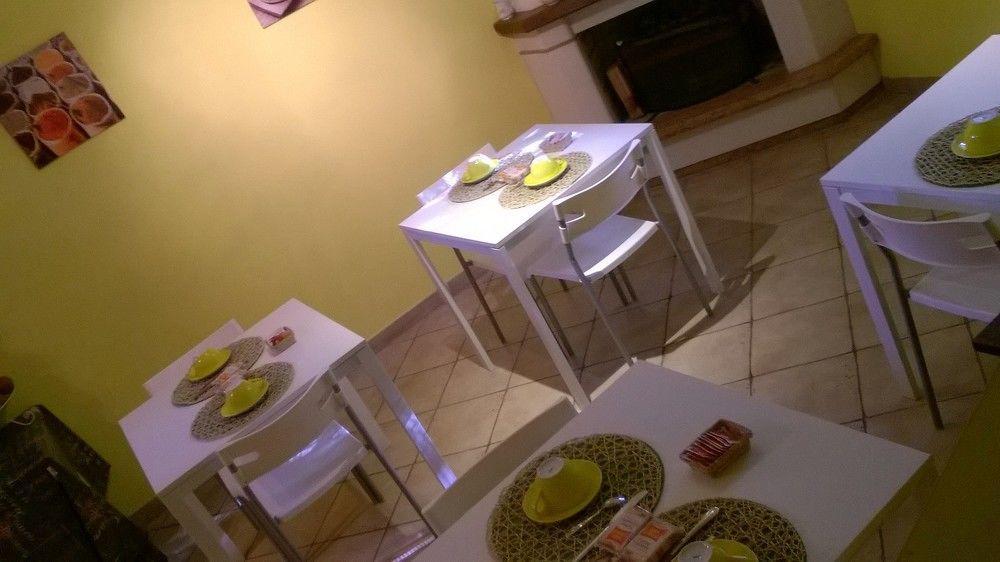 Hotel La Villetta Фиумичино Екстериор снимка