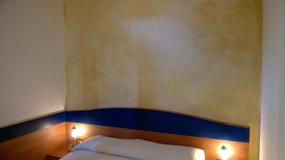 Hotel La Villetta Фиумичино Екстериор снимка