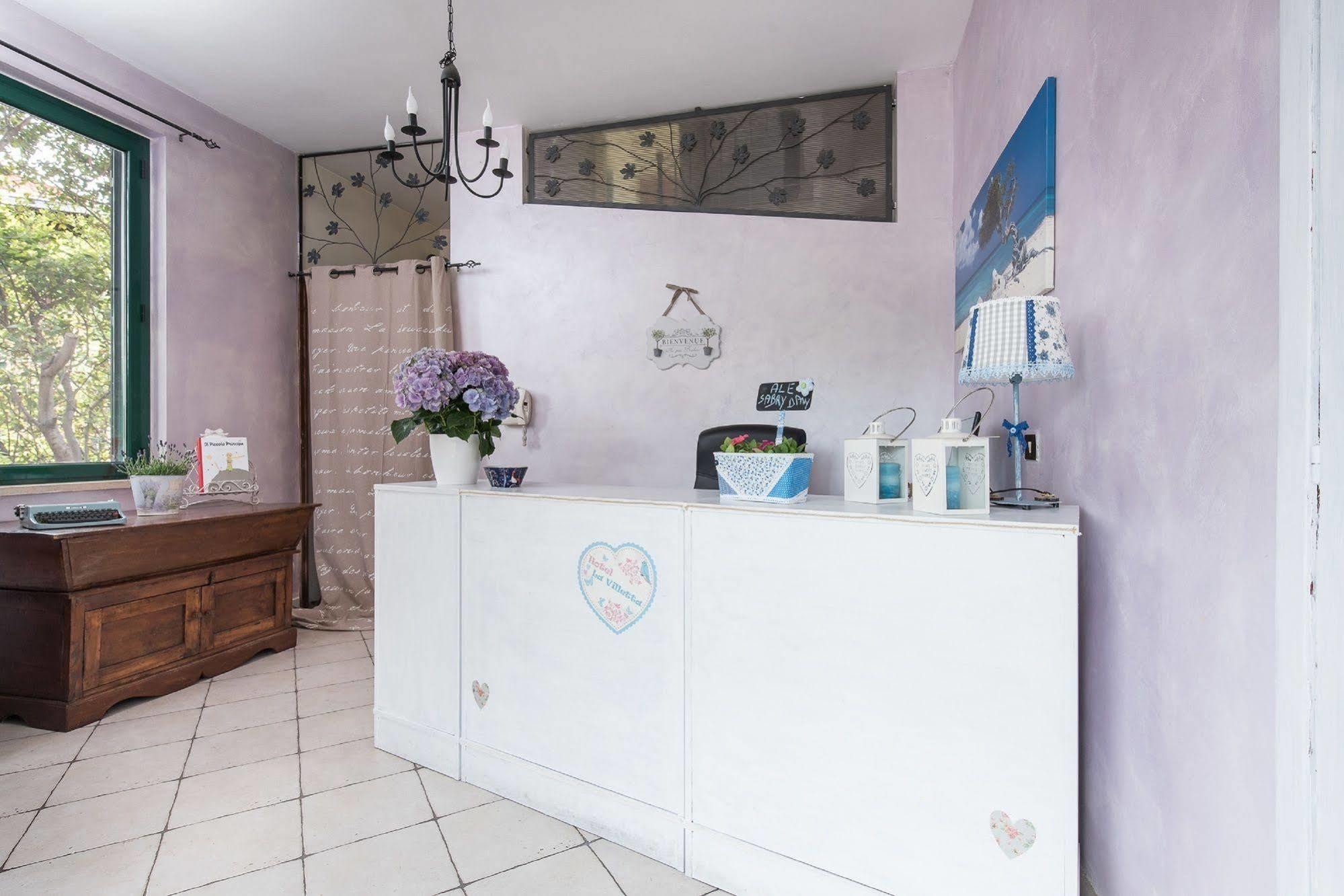 Hotel La Villetta Фиумичино Екстериор снимка